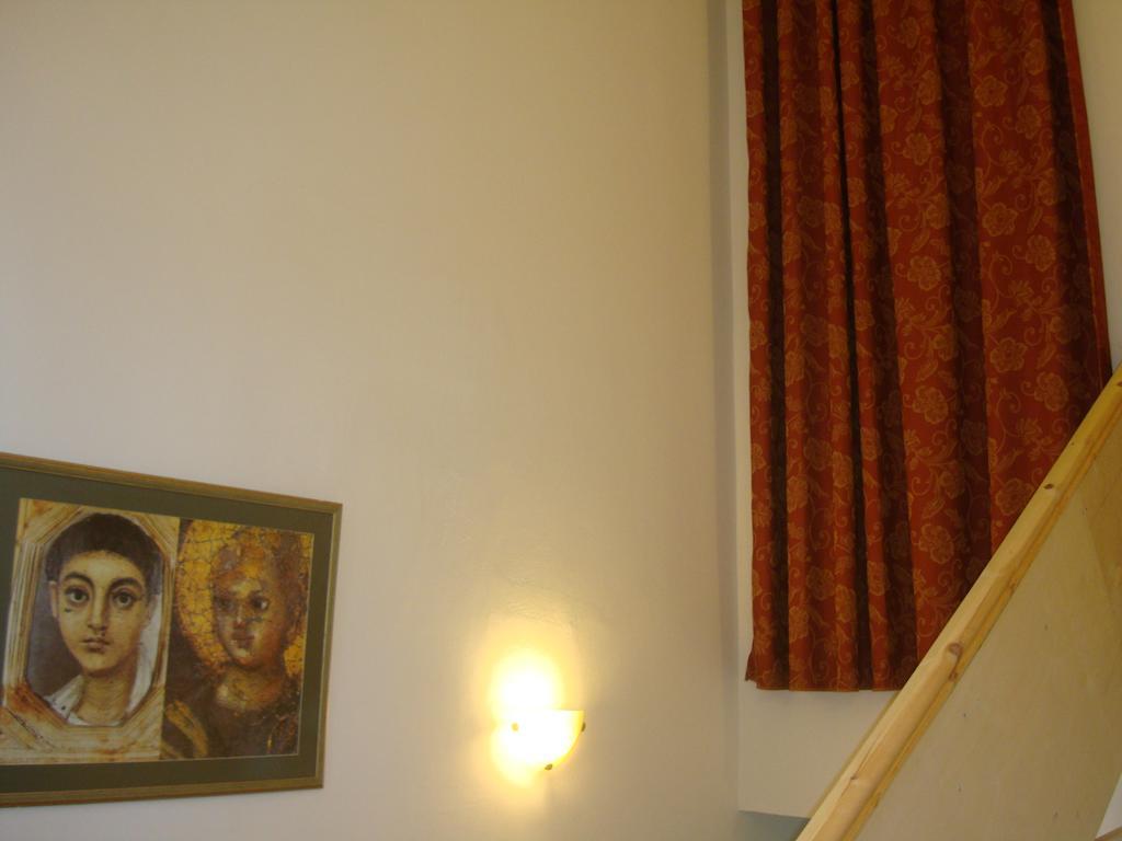 To Greki Hotel Livartzi Eksteriør billede